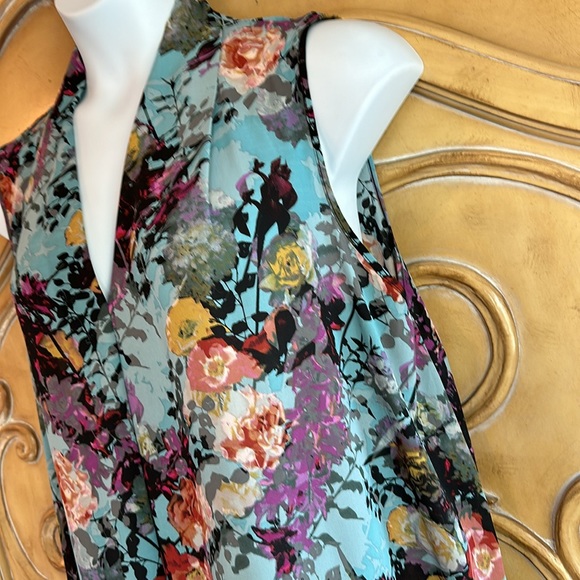 Beautiful sheer Spense floral blouse - Picture 3 of 9